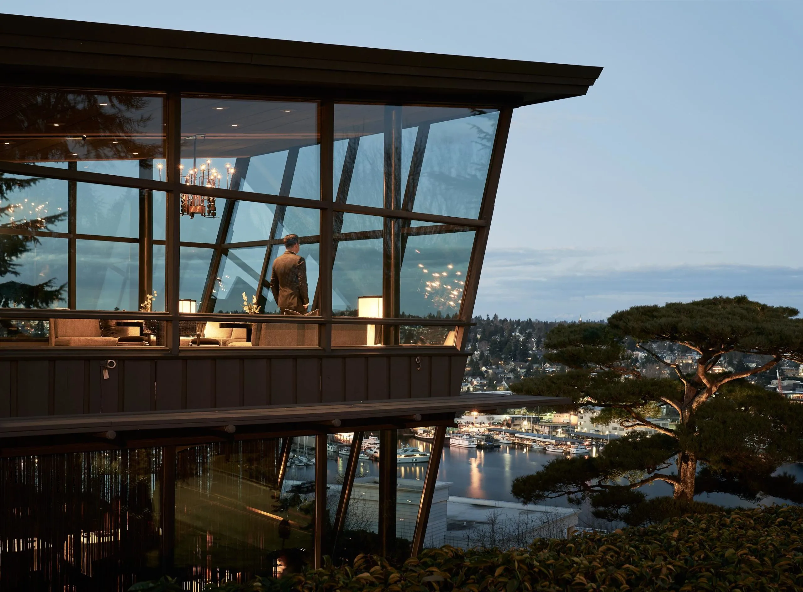 Canlis exterior