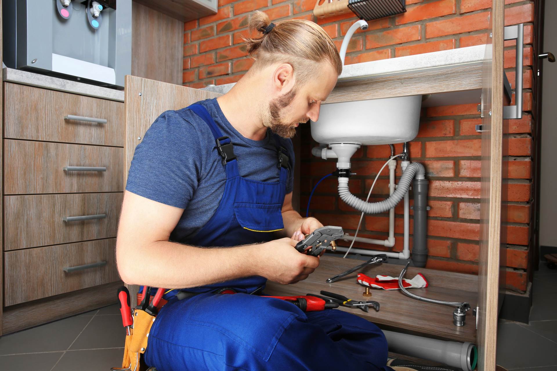 4 ways to get started with plumber marketing