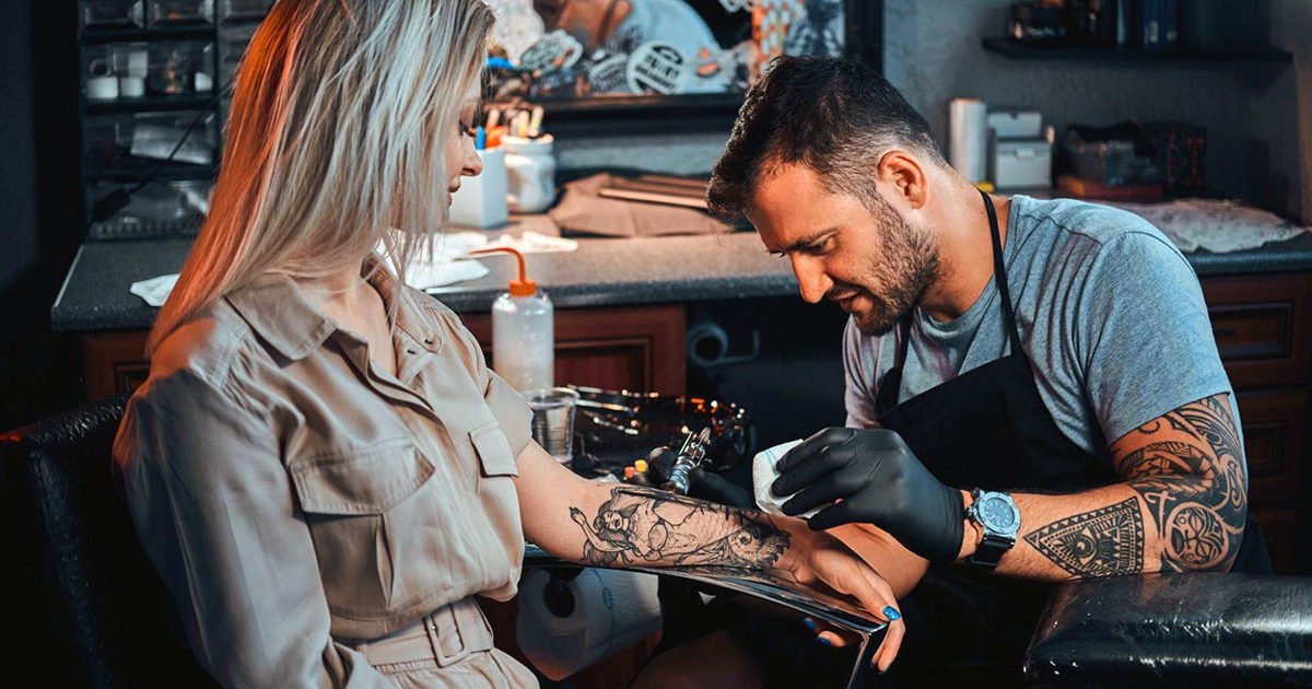 Opening a tattoo shop: 10 steps to launch your business