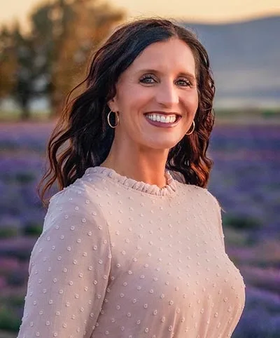 Photo of Angie Snow