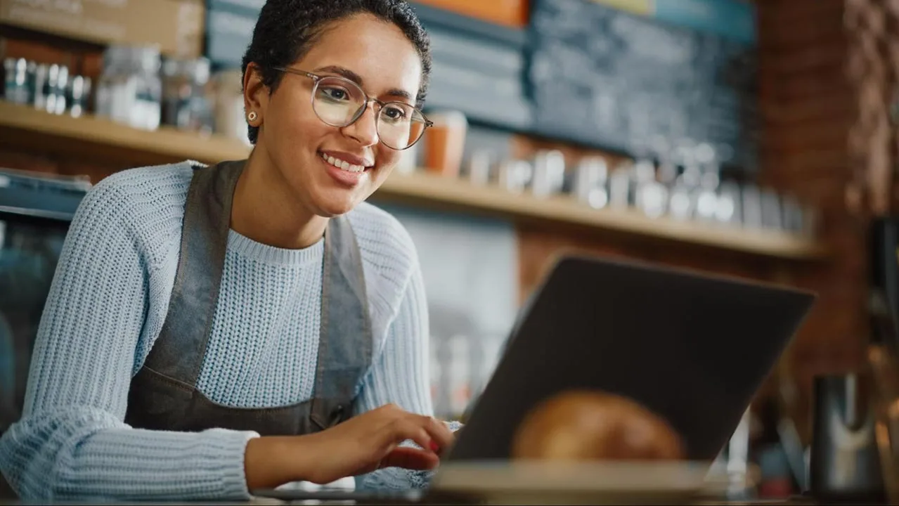 6 local restaurant marketing tactics to snag nearby diners